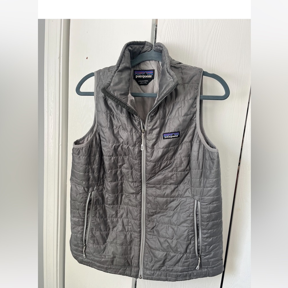 Women’s Patagonia gray Nano Puffer Vest Large